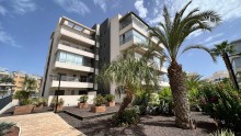 Modern, beautiful apartment with terrace in Los Dolses