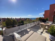 A magnificent penthouse with stunning sea views