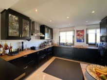 A magnificent penthouse with stunning sea views
