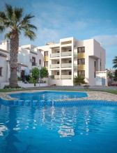 Modern apartment with garden in Orihuela