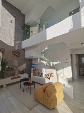 Brand new, luxurious villa in La Herrada